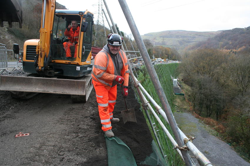 A465 Jamie Knill reinforced soil